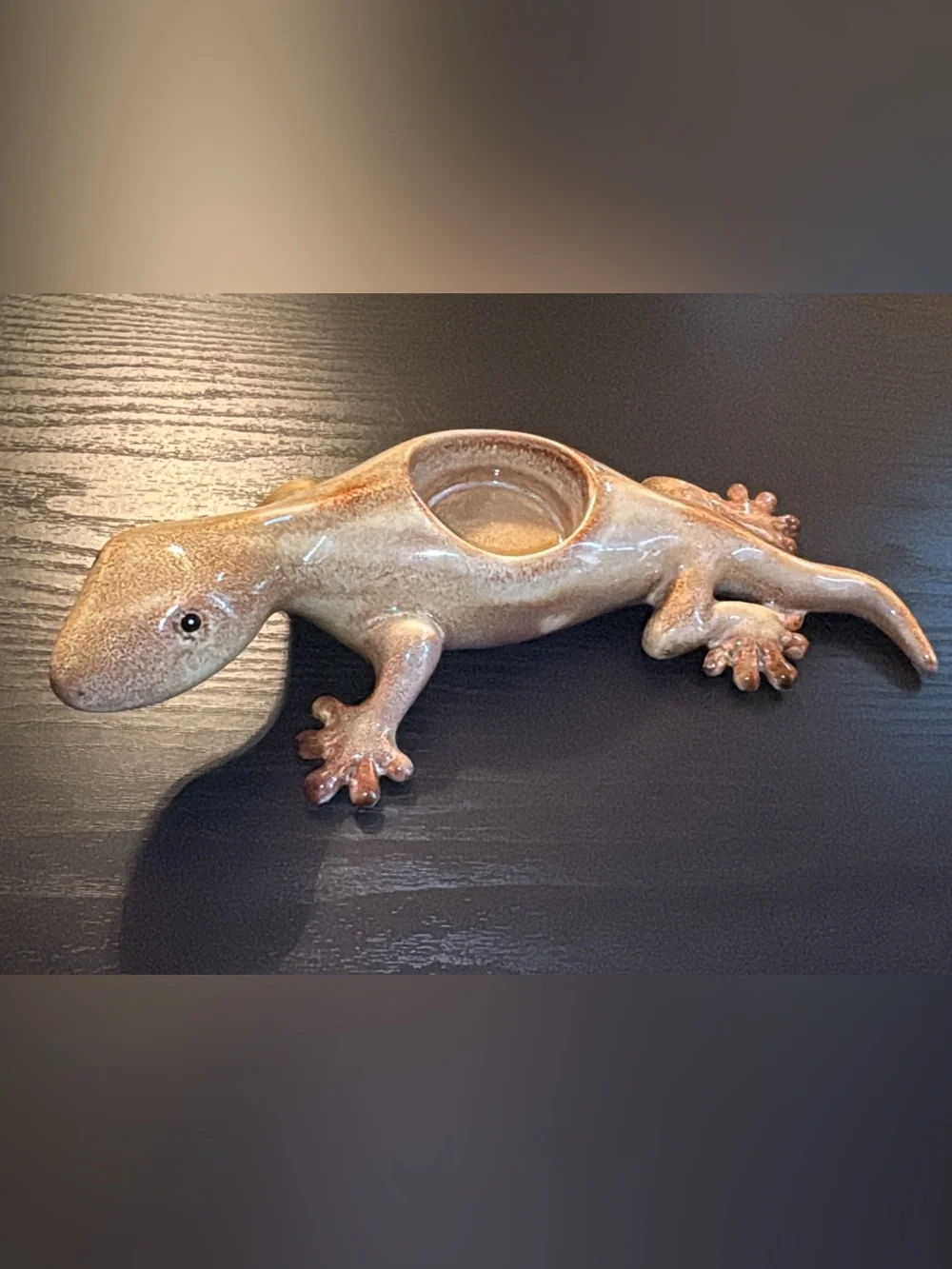 PartyLite Tropical Gecko Tealight Candle Holder Glazed Beige Ceramic 9.5”